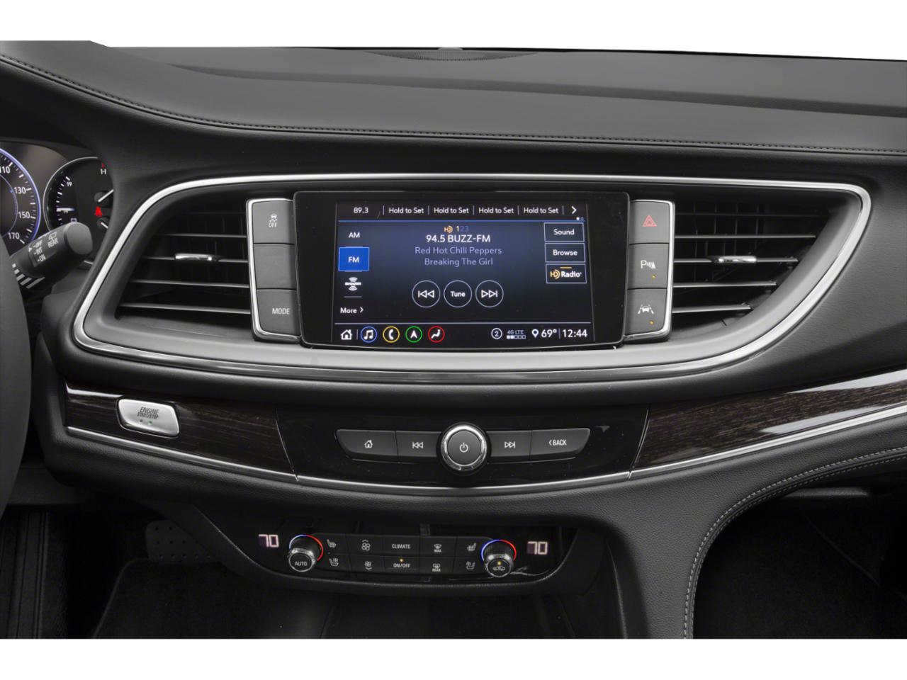 2020 Buick Enclave Vehicle Photo in Statesboro, GA 30458