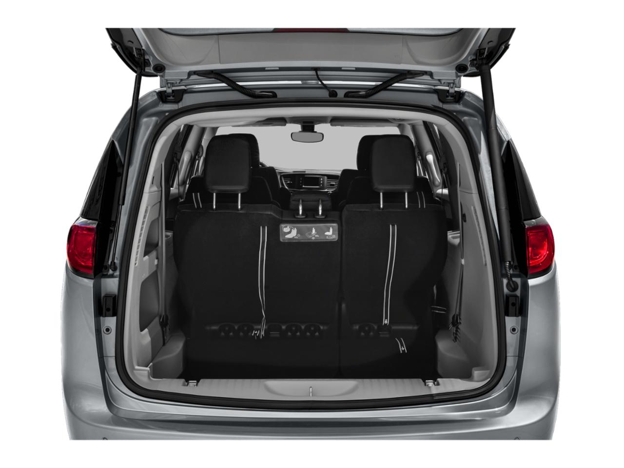 2020 Chrysler Pacifica Vehicle Photo in Kansas City, MO 64114