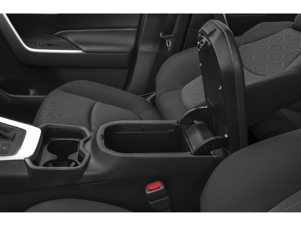 2020 Toyota RAV4 Vehicle Photo in LEOMINSTER, MA 01453-2952