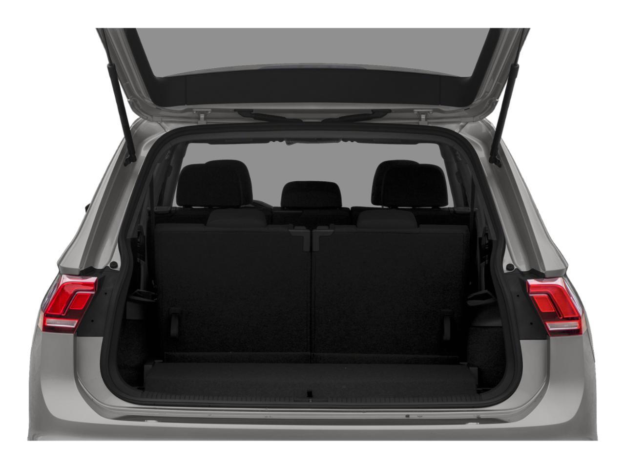 2020 Volkswagen Tiguan Vehicle Photo in Merrillville, IN 46410