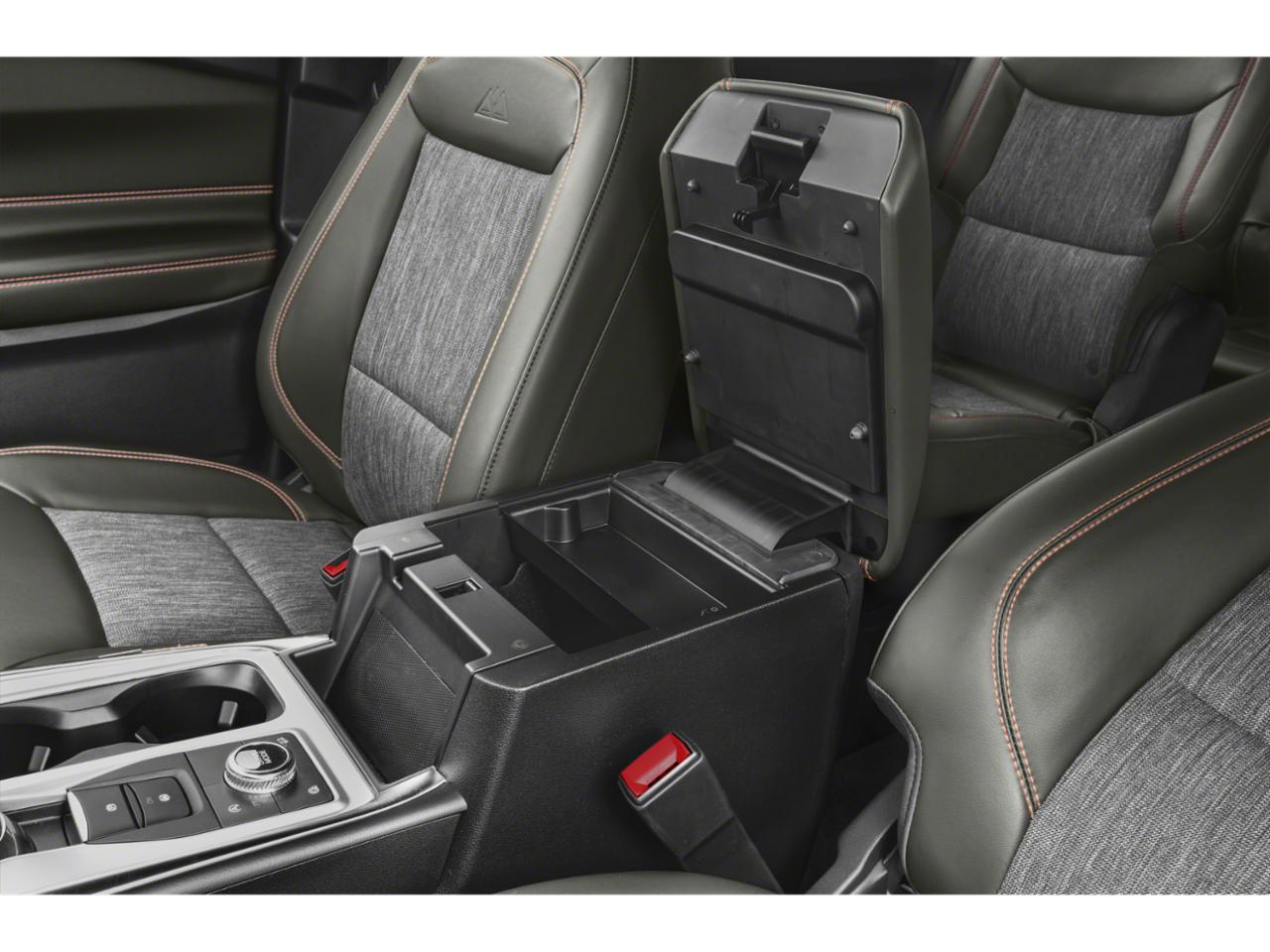 2021 Ford Explorer Vehicle Photo in Belle Vernon, PA 15012