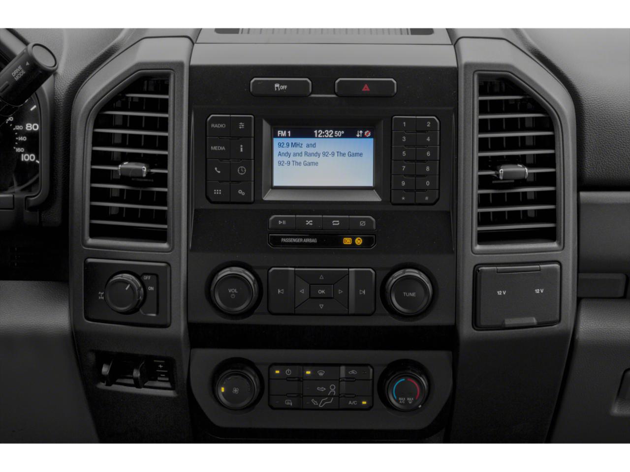 2022 Ford Super Duty F-250 SRW Vehicle Photo in TOPEKA, KS 66609-0000