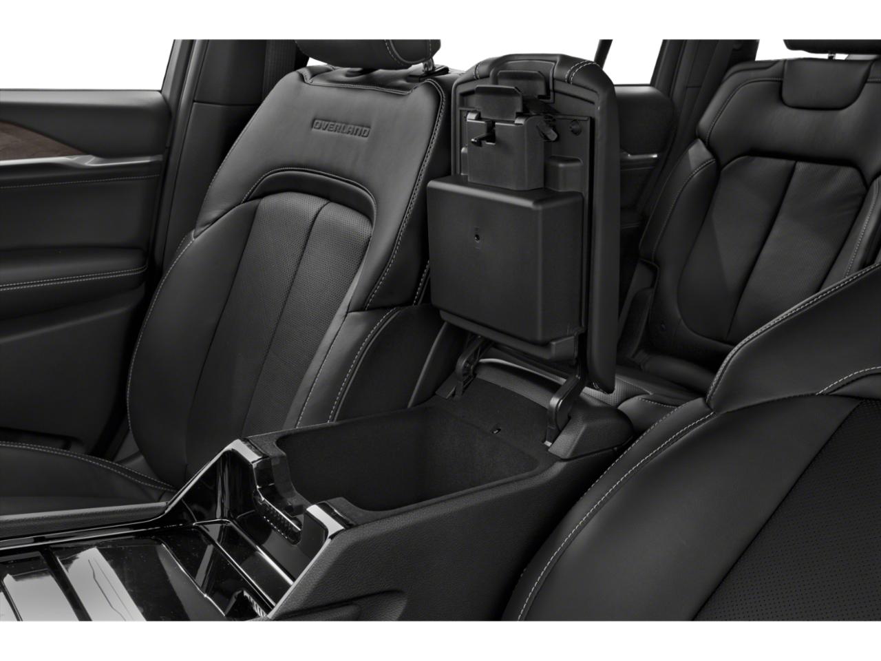 2022 Jeep Grand Cherokee L Vehicle Photo in INDEPENDENCE, MO 64055-1314