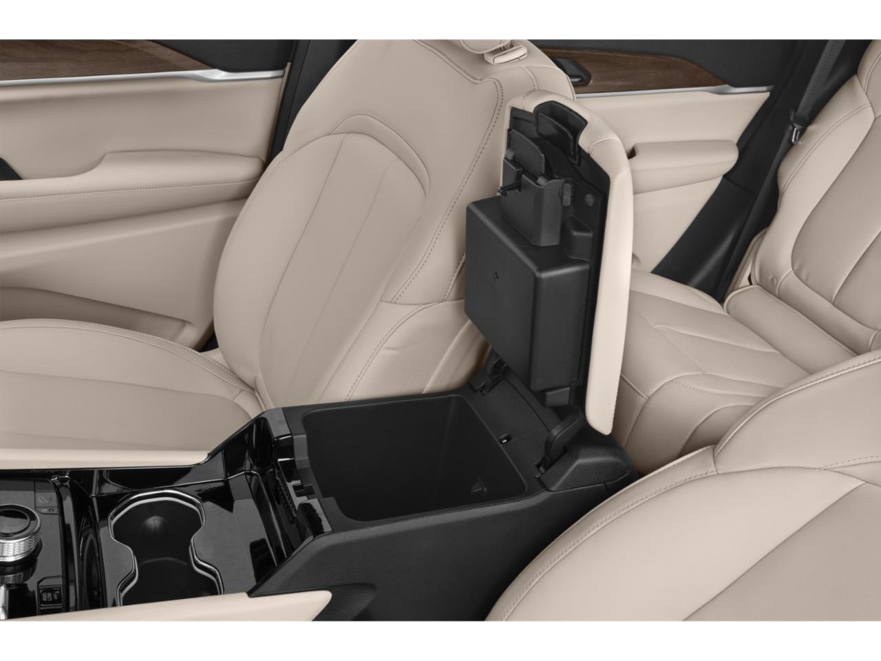 2022 Jeep Grand Cherokee 4xe Vehicle Photo in Cedar Rapids, IA 52402