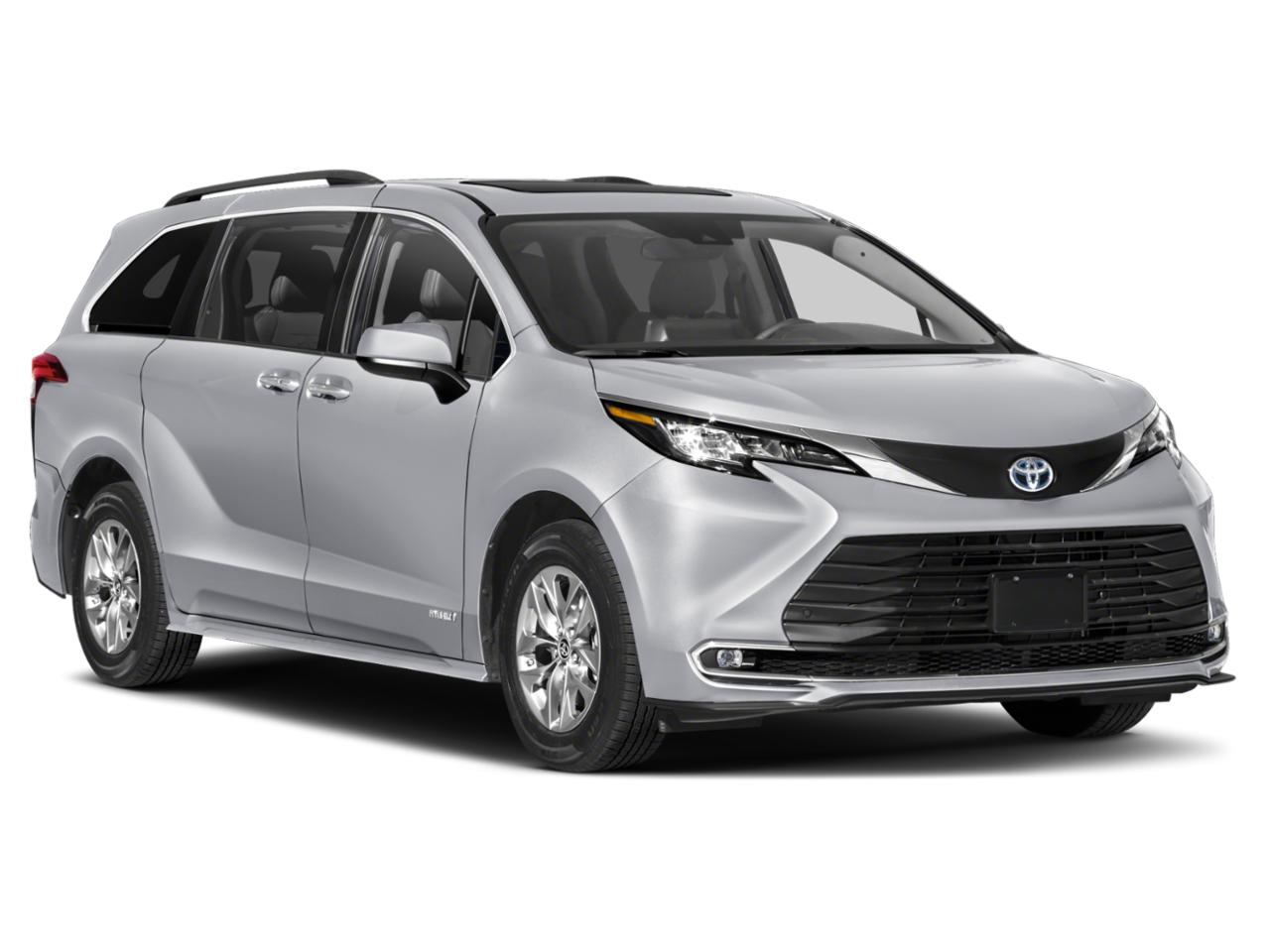2022 Toyota Sienna Vehicle Photo in Cedar Rapids, IA 52402