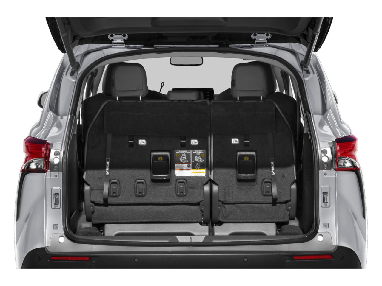 2022 Toyota Sienna Vehicle Photo in Cedar Rapids, IA 52402