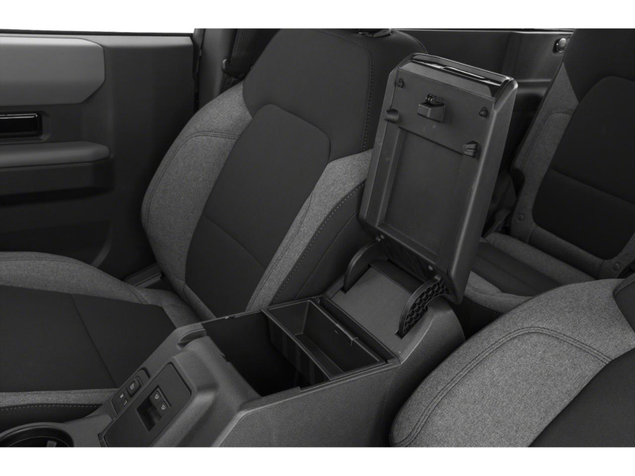 2023 Ford Bronco Vehicle Photo in Lees Summit, MO 64086