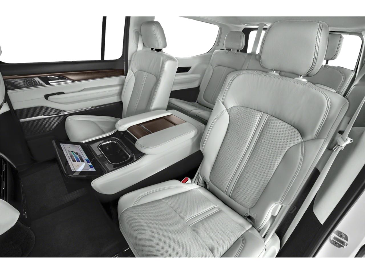 2023 Jeep Grand Wagoneer Vehicle Photo in Kansas City, MO 64114