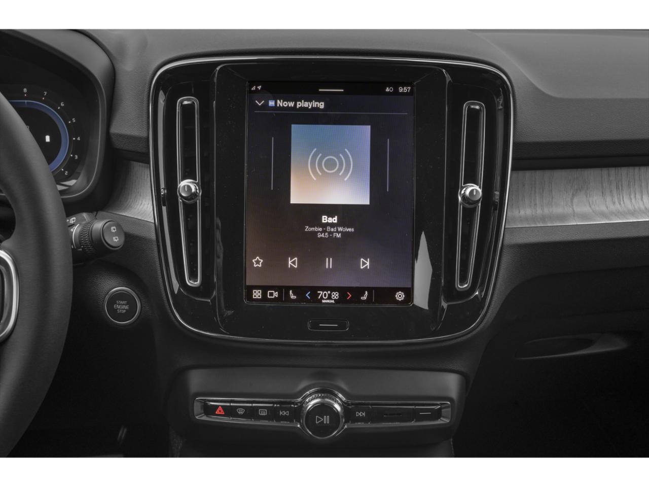 2023 Volvo XC40 Vehicle Photo in Appleton, WI 54913