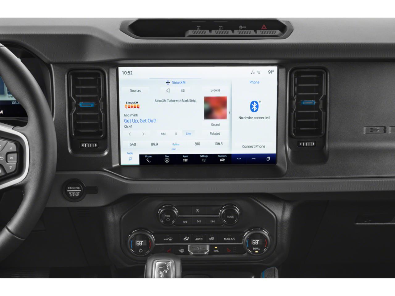 2024 Ford Bronco Vehicle Photo in Cedar Rapids, IA 52402