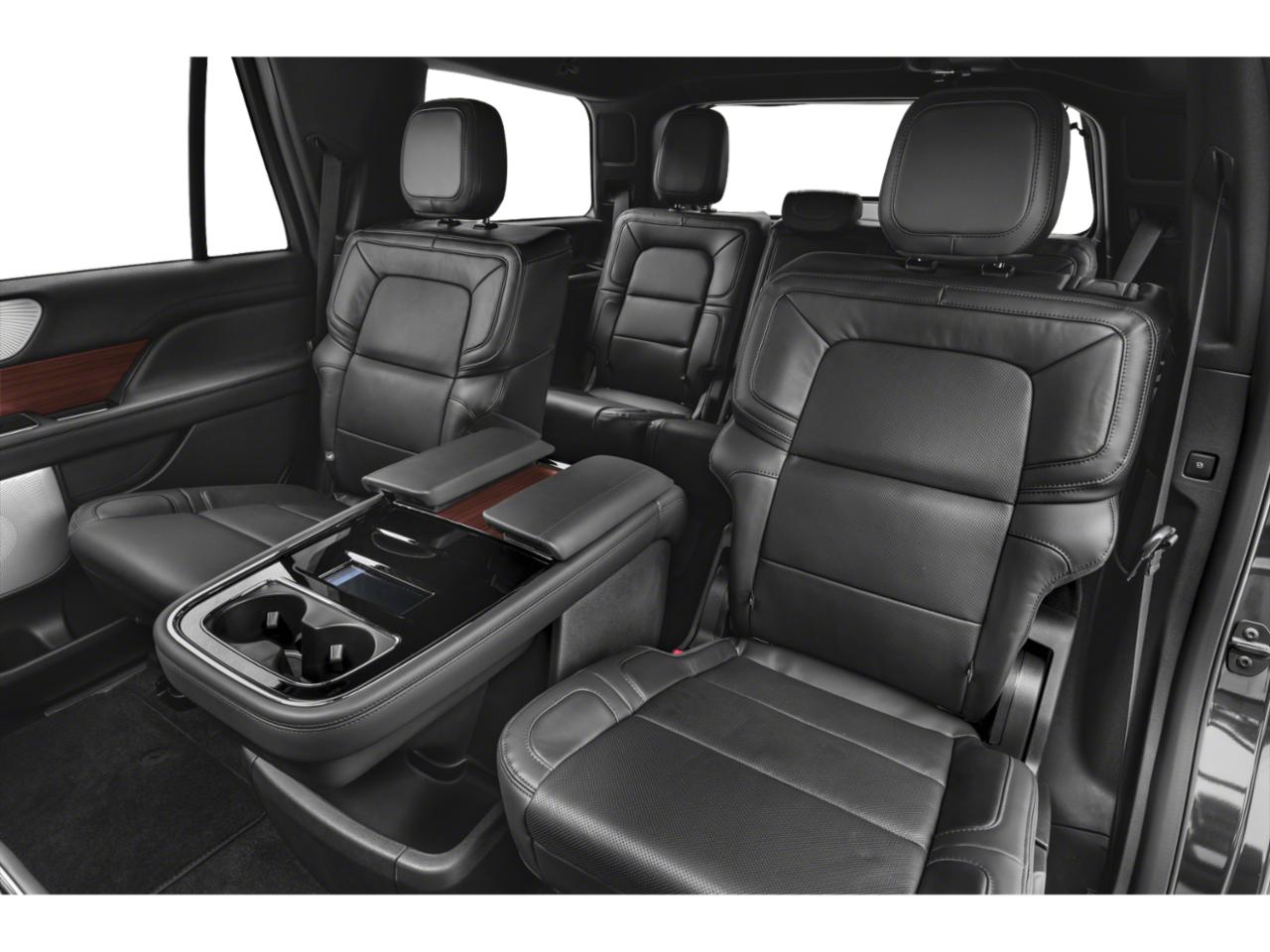 2024 Lincoln Navigator Vehicle Photo in Akron, OH 44312