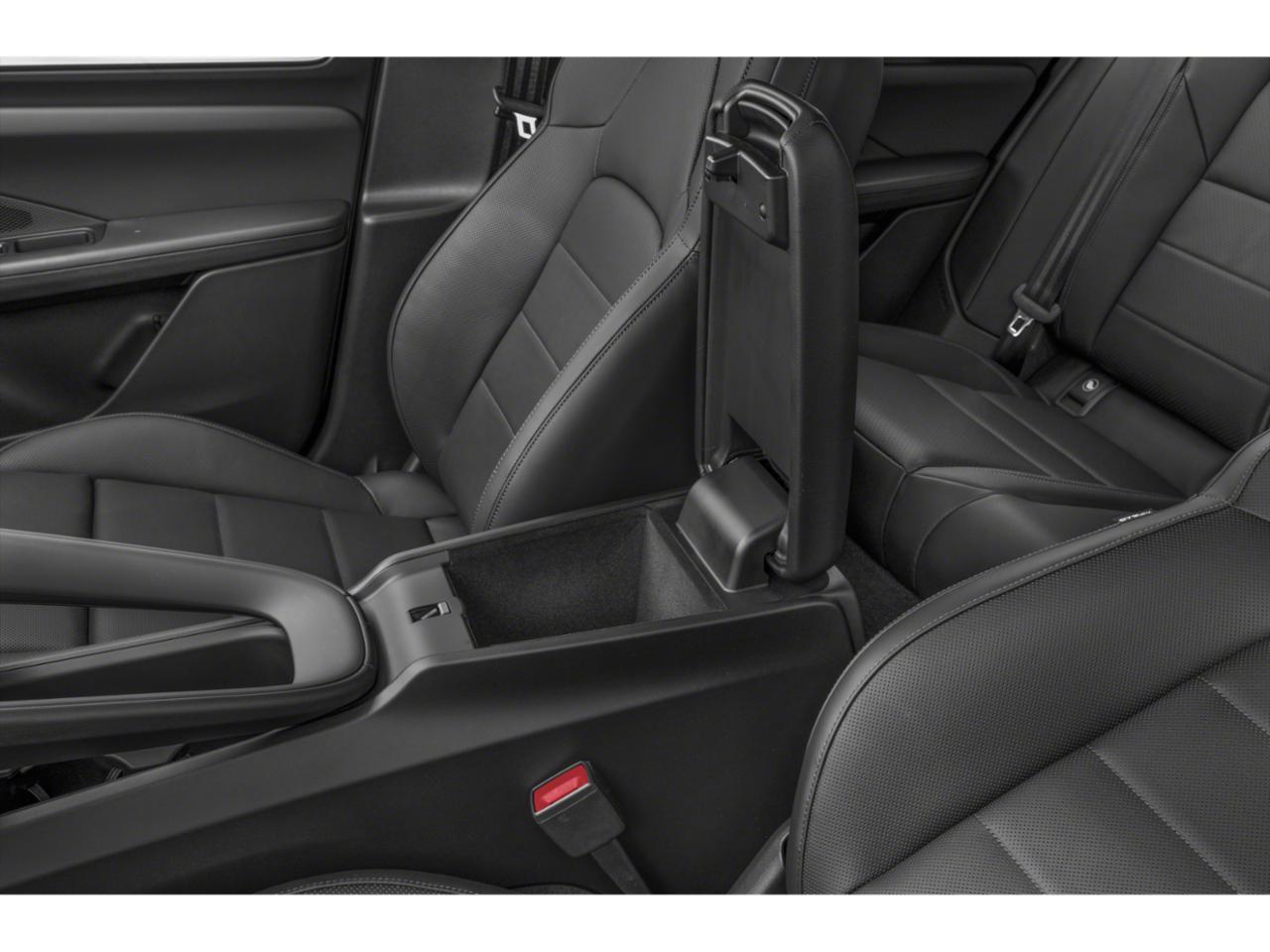 2024 Porsche Macan Vehicle Photo in Appleton, WI 54913