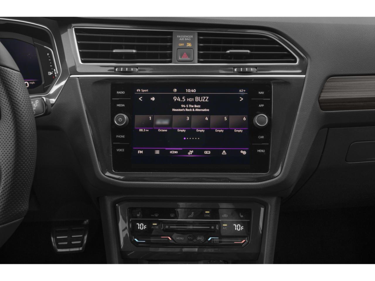2024 Volkswagen Tiguan Vehicle Photo in Marion, IA 52302