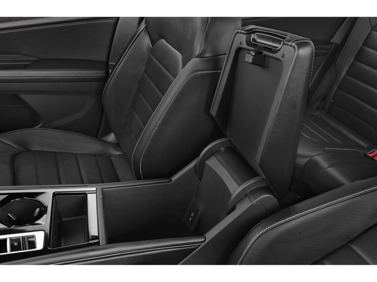 2024 Volkswagen Atlas Vehicle Photo in Marion, IA 52302