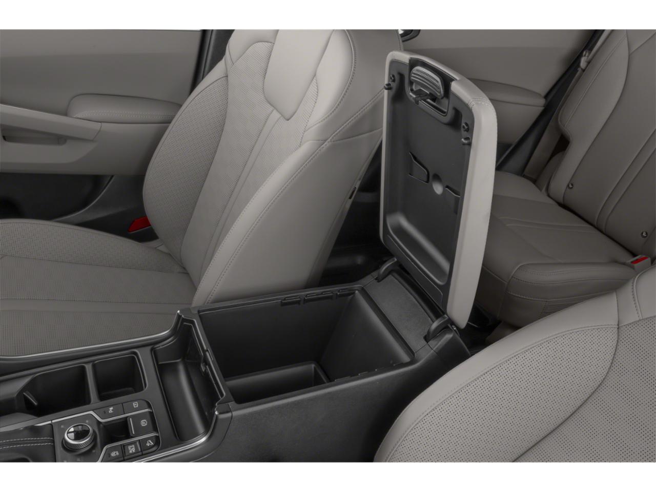 2025 Kia Sorento Vehicle Photo in Westbrook, ME 04092