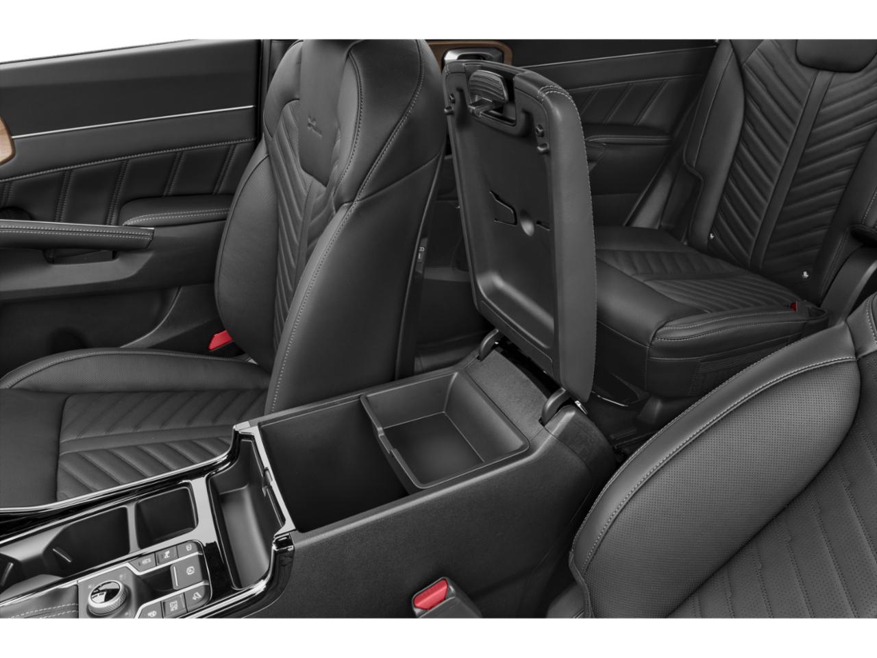 2025 Kia Sorento Vehicle Photo in Westbrook, ME 04092