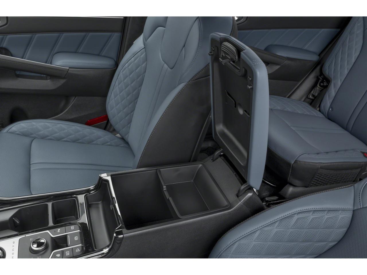 2025 Kia Sorento Hybrid Vehicle Photo in Westbrook, ME 04092