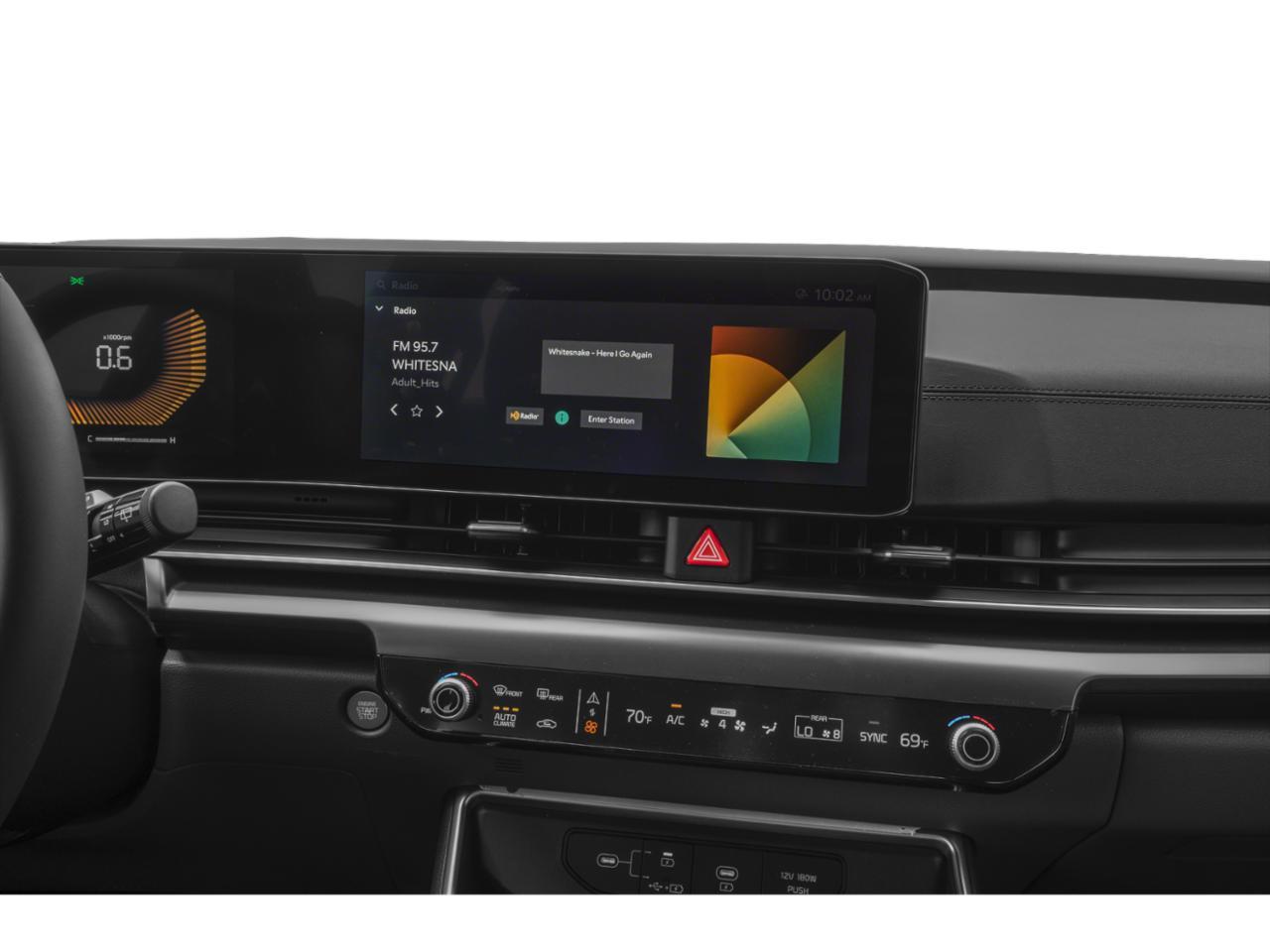 2025 Kia Carnival Vehicle Photo in Westbrook, ME 04092