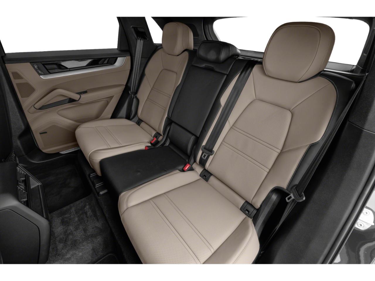 2025 Porsche Cayenne Vehicle Photo in TREVOSE, PA 19053-4984