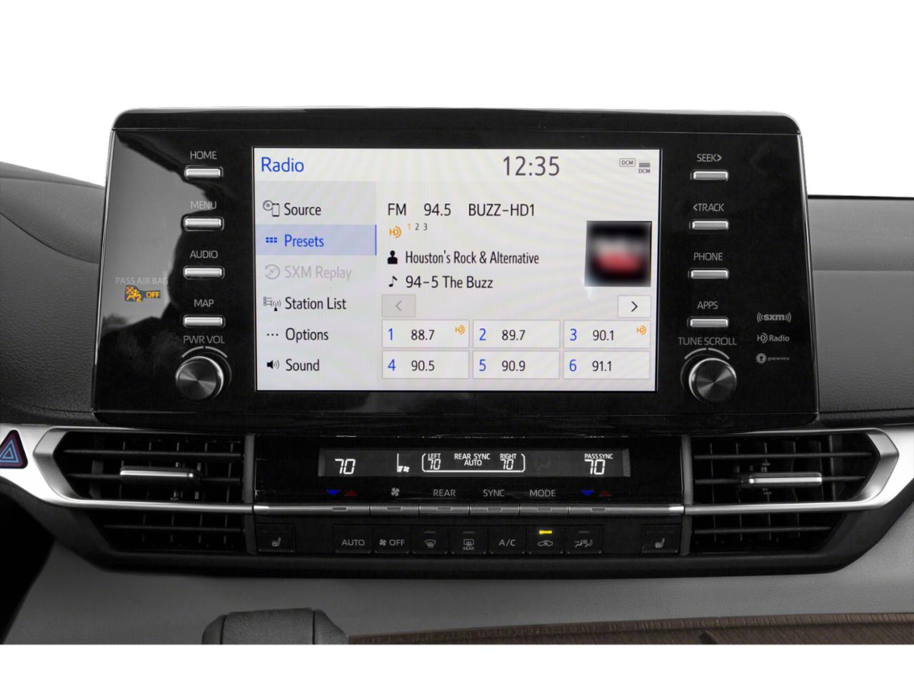 2025 Toyota Sienna Vehicle Photo in Flemington, NJ 08822