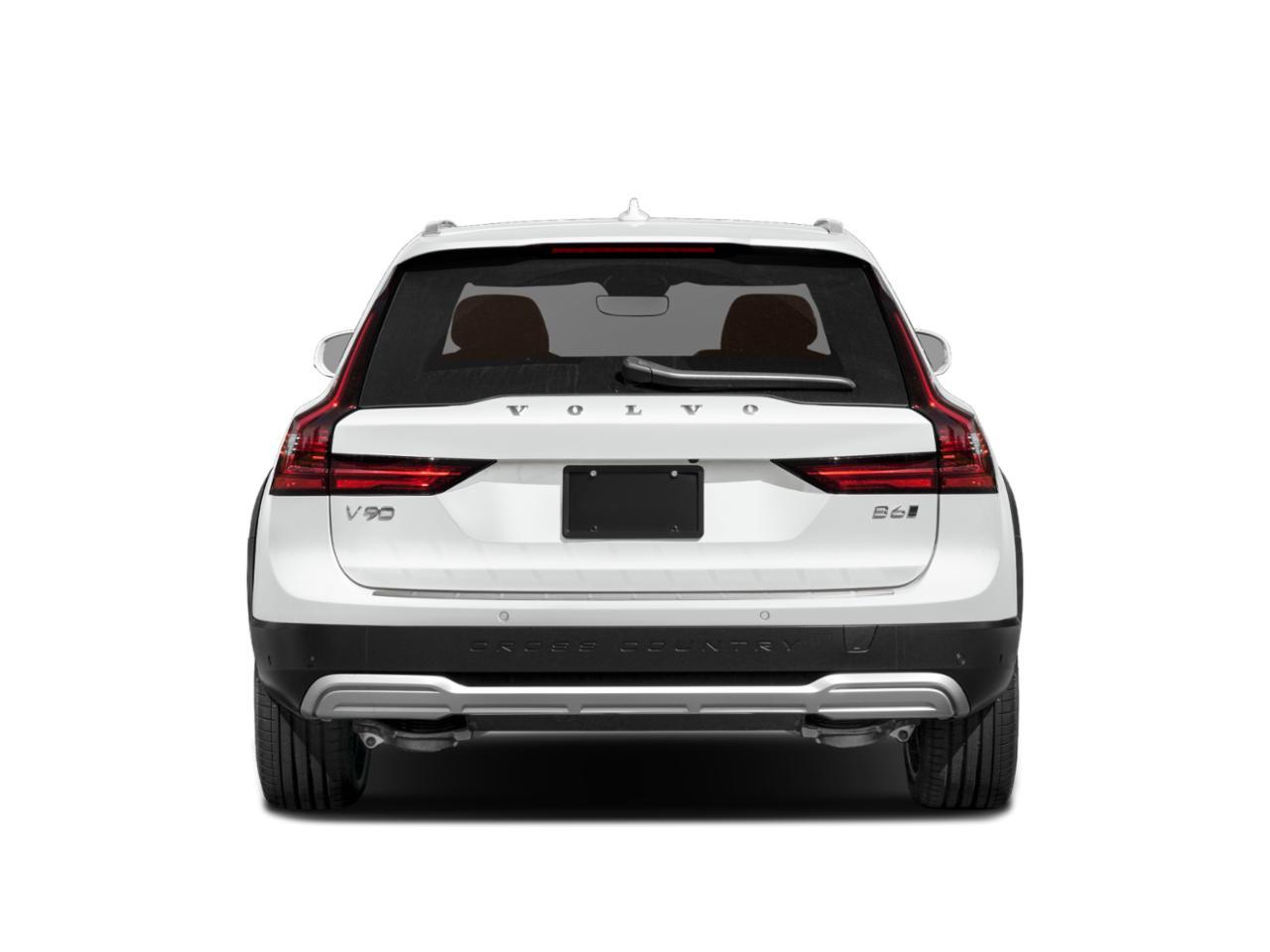 2025 Volvo V90 Cross Country Vehicle Photo in KANSAS CITY, MO 64114-4545