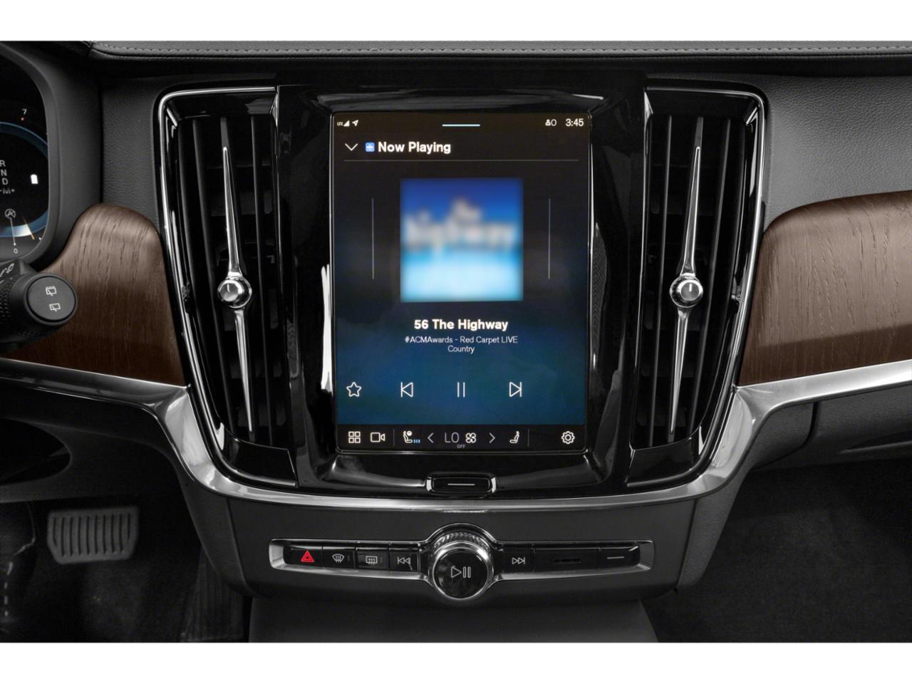 2025 Volvo V90 Cross Country Vehicle Photo in KANSAS CITY, MO 64114-4545