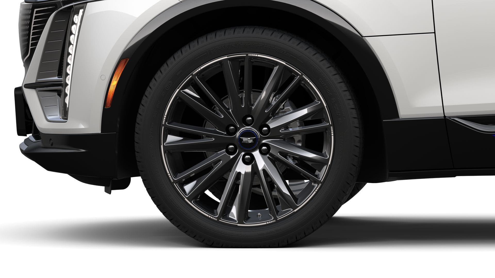 2025 Cadillac LYRIQ Vehicle Photo in GREEN BAY, WI 54303-3330