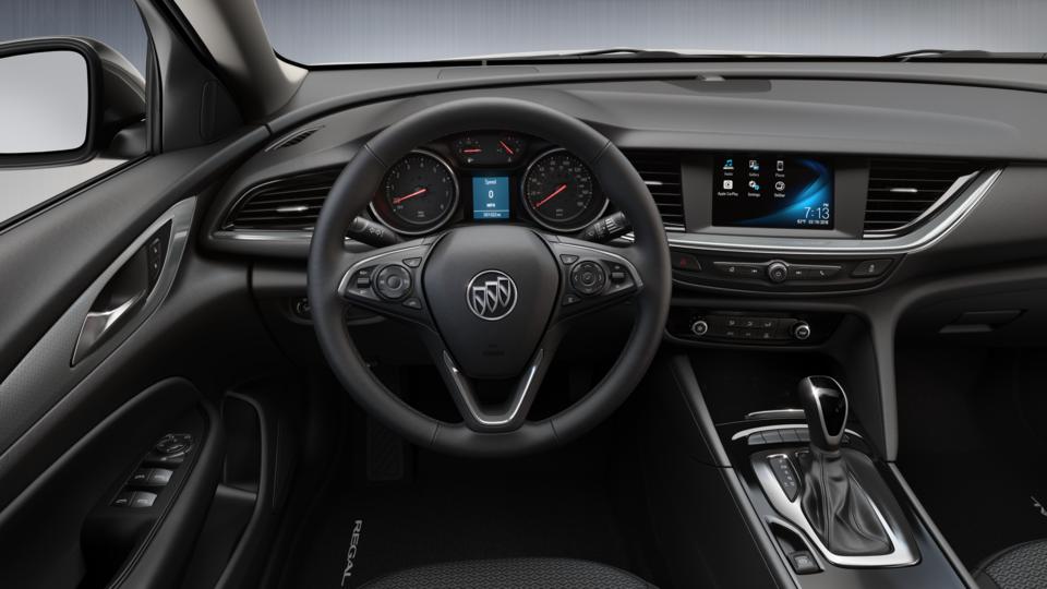 2018 Buick Regal Sportback Vehicle Photo in ZELIENOPLE, PA 16063-2910