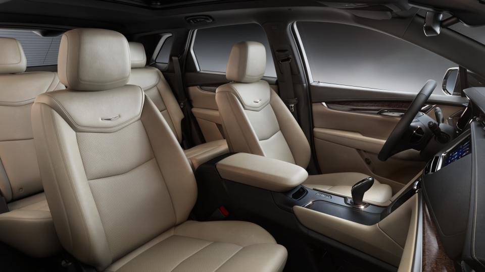 2017 Cadillac XT5 Vehicle Photo in DENTON, TX 76210-9321