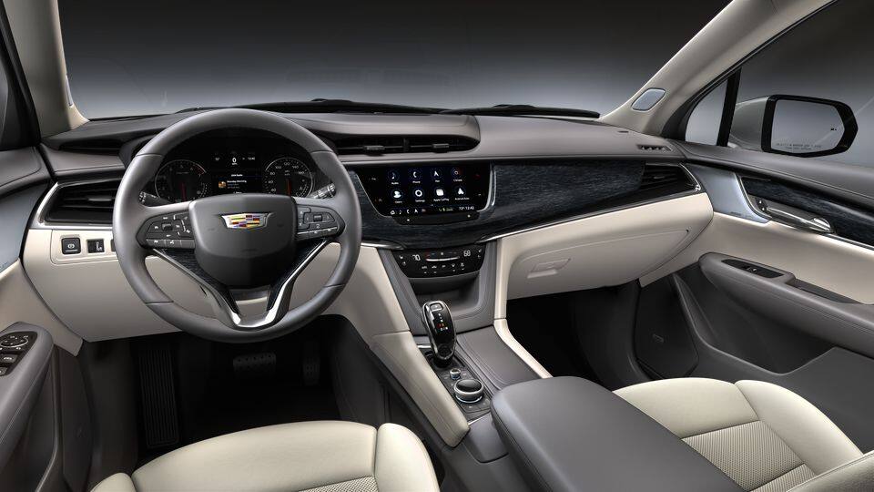 2025 Cadillac XT6 Vehicle Photo in LEOMINSTER, MA 01453-2952