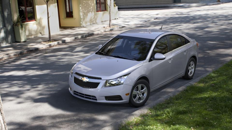 2013 Chevrolet Cruze Vehicle Photo in GREEN BAY, WI 54303-3330
