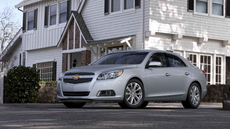 2013 Chevrolet Malibu Vehicle Photo in MOON TOWNSHIP, PA 15108-2571