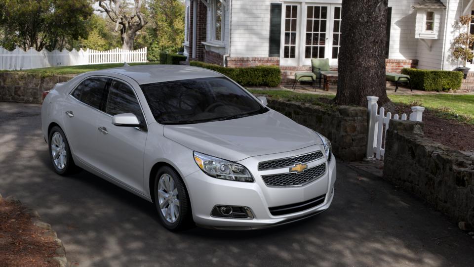 2013 Chevrolet Malibu Vehicle Photo in MOON TOWNSHIP, PA 15108-2571