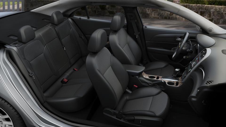 2015 Chevrolet Malibu Vehicle Photo in MOON TOWNSHIP, PA 15108-2571