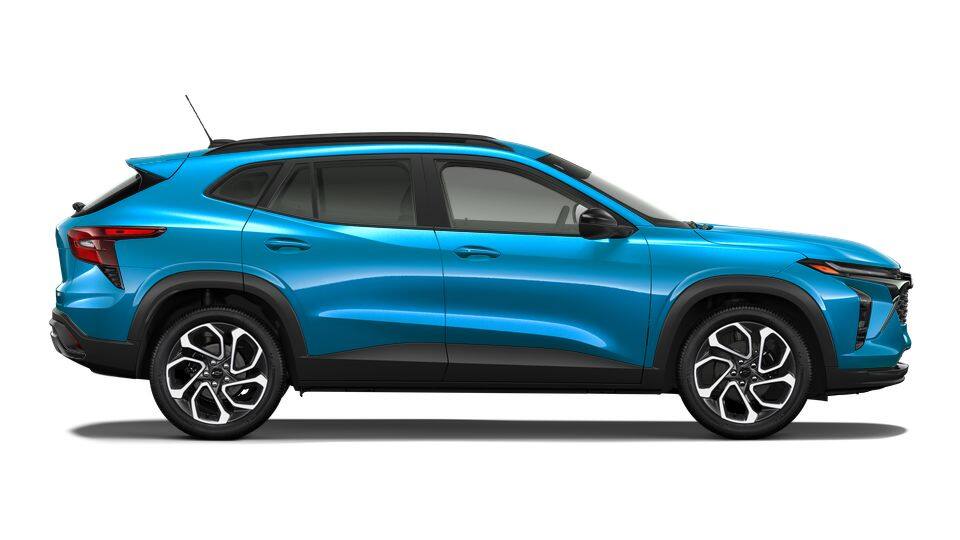 2026 Chevrolet Trax Vehicle Photo in MOON TOWNSHIP, PA 15108-2571