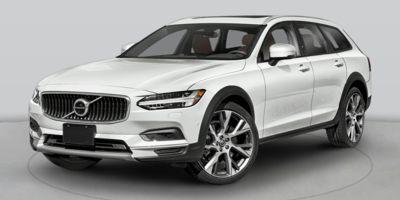 2025 Volvo V90 Cross Country Vehicle Photo in KANSAS CITY, MO 64114-4545