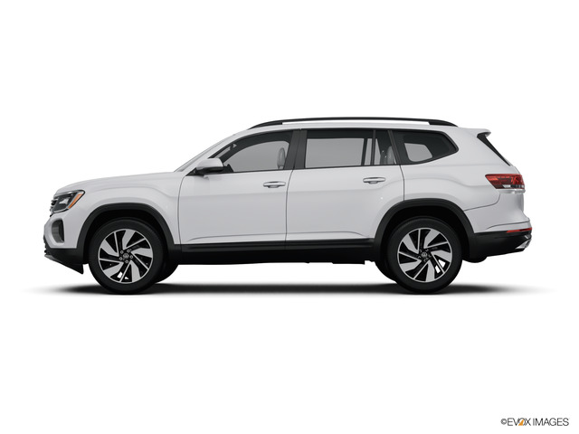 2024 Volkswagen Atlas Vehicle Photo in BRUNSWICK, GA 31525-1881