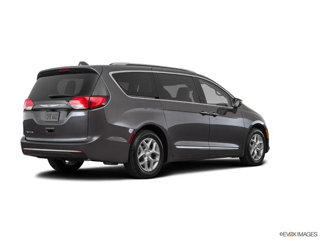 2019 Chrysler Pacifica Vehicle Photo in Trevose, PA 19053