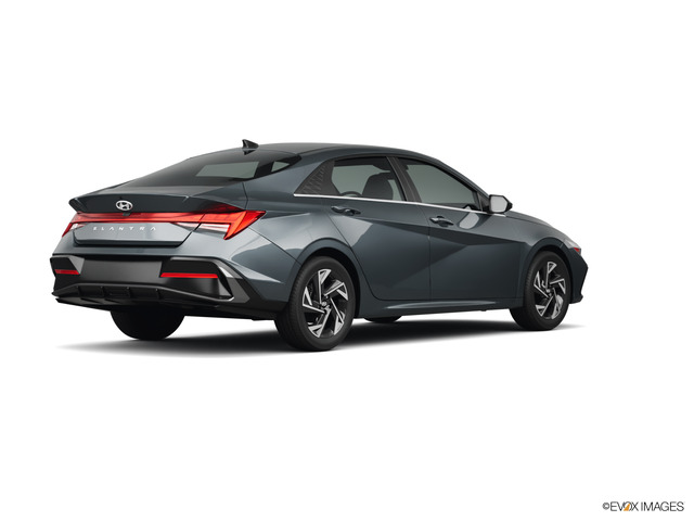 2024 Hyundai ELANTRA Vehicle Photo in Statesboro, GA 30458