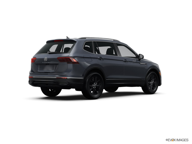 2024 Volkswagen Tiguan Vehicle Photo in KANSAS CITY, MO 64114-4545
