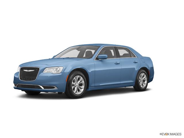 2019 Chrysler 300 Vehicle Photo in INDEPENDENCE, MO 64055-1314